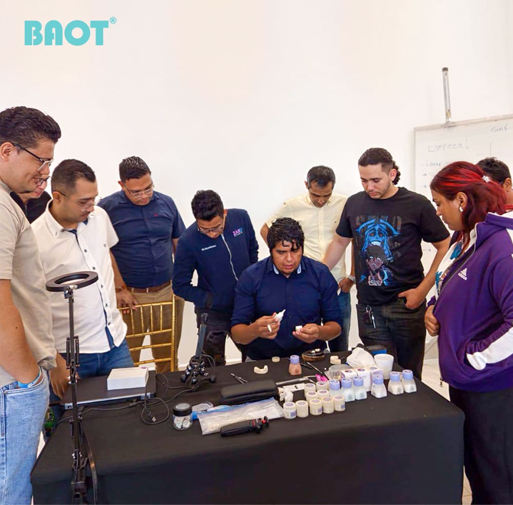 Dental Porcelain Masterclass with Ernesto Larios Montano in Nicaragua